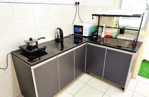 Bayan Lepas Apartment | TuR10-Oppesite Pisa Stadium-1min-FoodCourt-MiniMarket