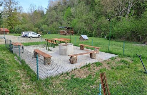 Ladomirov House | Turistická ubytovňa Jurčišin