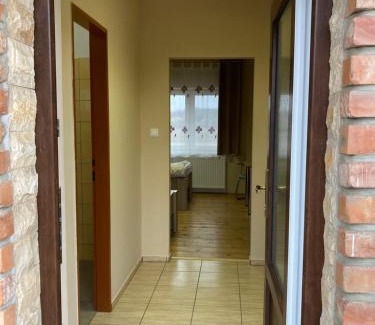 Holisa House | Turistická ubytovňa Zlatka