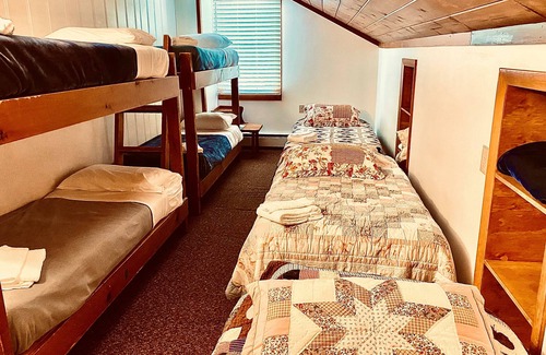 Central Vermont- Killington Cabin | Turn of River Lodge