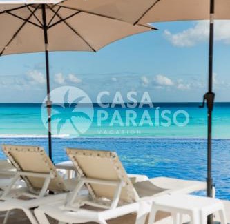 Punta Cancun Apartment | *TURQUOISE ESCAPE- Beachfront Studio by Casa Paraiso*