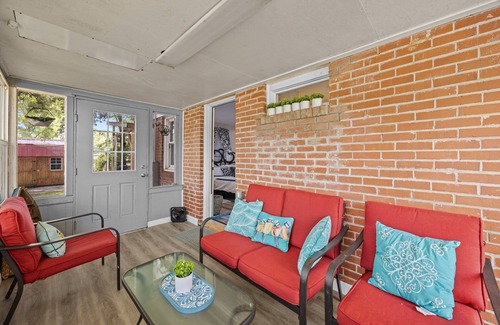 New Bern House | Turtle Time Groove