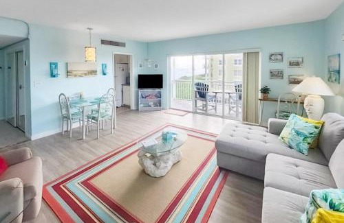 South Patrick Shores Apartment | Turtle Time Suite