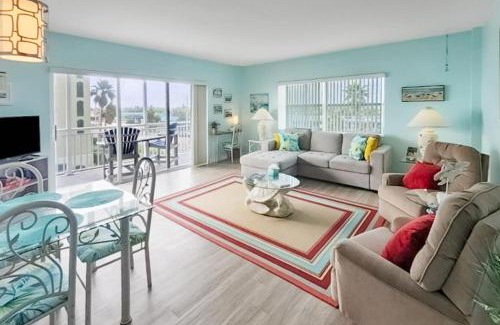 South Patrick Shores Apartment | Turtle Time Suite