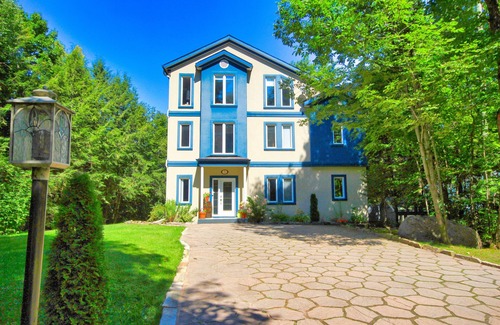Val-des-Monts House | Tuscan Dream North - Lakehouse on Lac McGregor