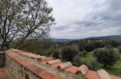 Seggiano House | Tuscan Scenic View Stay
