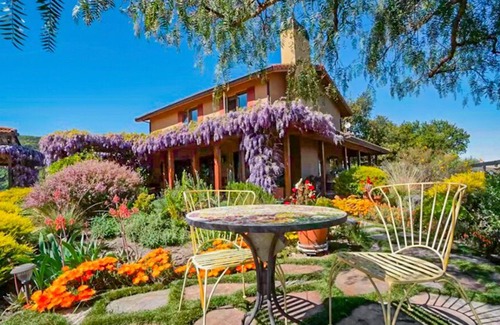 Carmel Valley House | Tuscan-style Retreat In The Country With 360 Views
