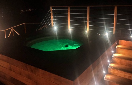 Pelago House | Tuscan villa with infinity salt private pool and jacuzzi on breathtaking view