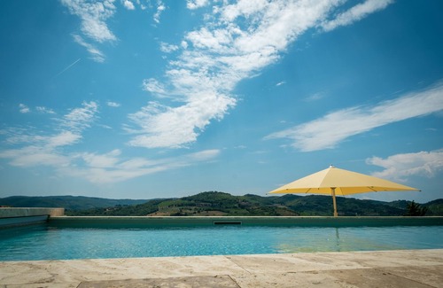 San Pietro in Bossolo Villa | Tuscany Stone Villa With Spectacular View
