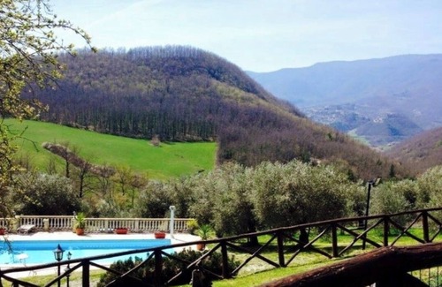 Caprese Michelangelo Villa | Tuscany Villa, Salt Water Pool. Adults only location