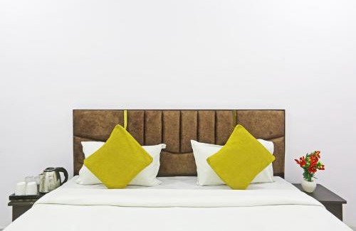 Pashim Vihar Hotel | Twamev Residency