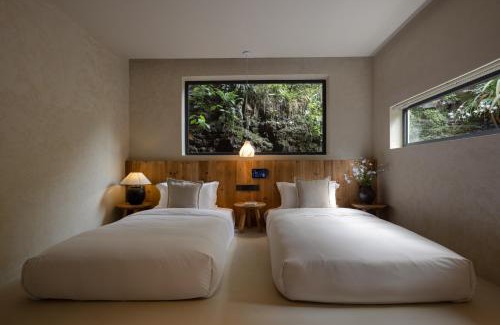 Yucheng District Hotel | Twilight Cloud Spring Tree Private Hot Spring Homestay Bifengxia Panda Base Store