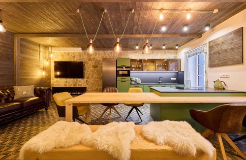 Pec pod Snezkou Apartment | Twilight Grove Stylish Lounge by Interhome