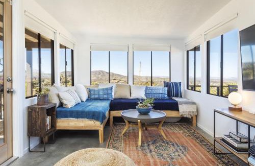 Joshua Tree House | Twilight Terrace - Relax in style home