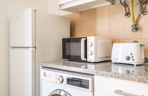 Ponte de Sor Apartment | Twilight White Apartment, Ponte de Sor, Portalegre !new!