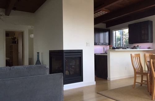 Midtown Terrace House | Twin Peaks charm located in the heart of San Francisco