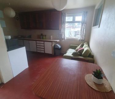 Fermoy House | Twin Room at Richmond house Fermoy