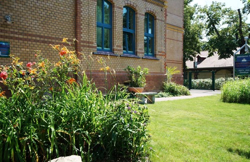 Senftenberg Apartment | Twin room with garden view, Ap. 11 - Apartments am Schloßpark