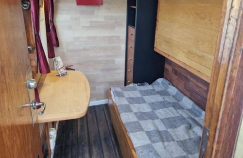 Sodertalje Boat Rental | Twin Room with Lake View Yacht