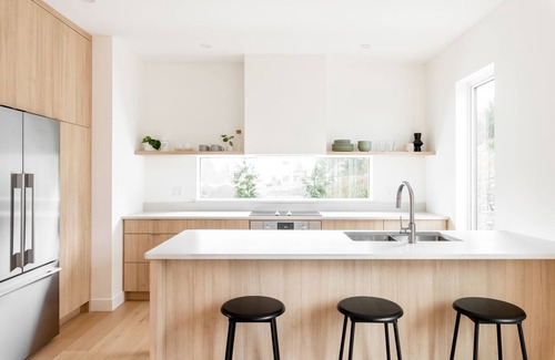 Tofino House | Twinfin Tofino - Modern home with Hot Tub