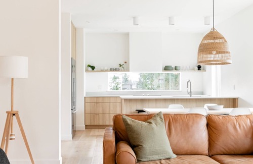 Tofino House | Twinfin Tofino - Modern home with Hot Tub