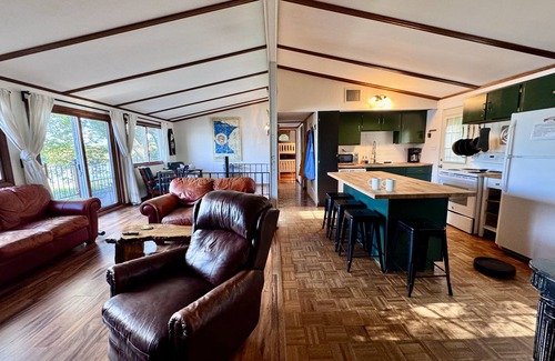 Sturgeon Lake House | Two Acres On The Lake - Beach, Games and Sauna
