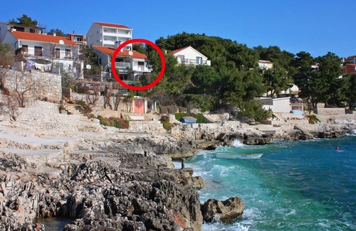 Businci Apartment | Two bedroom apartment near beach Rastići, Čiovo (A-9470-a)