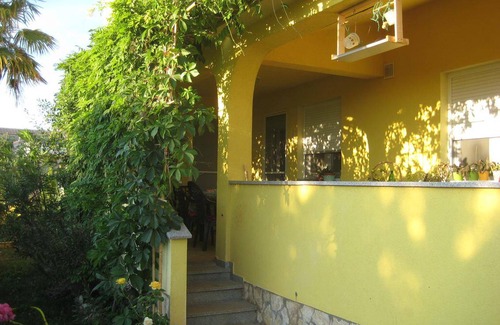 Liznjan Apartment | Two bedroom apartment with terrace Ližnjan, Medulin (A-11158-a)