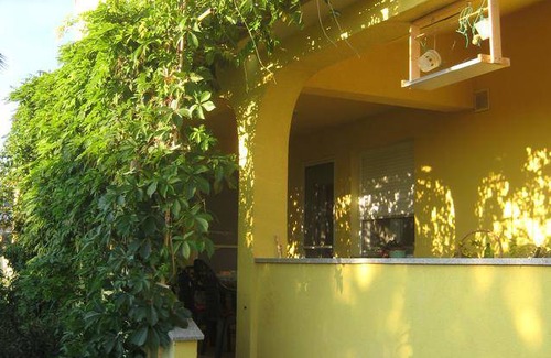 Liznjan Apartment | Two bedroom apartment with terrace Ližnjan, Medulin (A-11158-a)