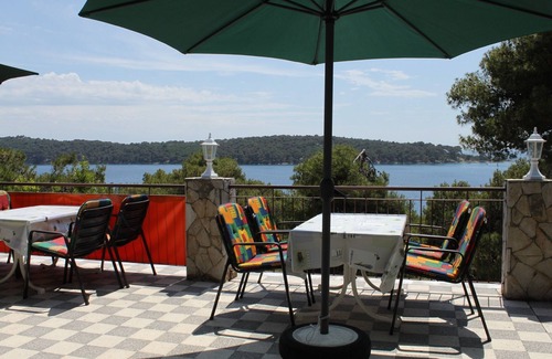 Cove Murtar Apartment | Two bedroom apartment with terrace Mali Lošinj, Lošinj (A-7953-a)