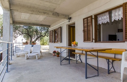 Putnikovic Apartment | Two bedroom apartment near beach Žuronja, Pelješac (A-14095-a)