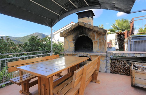 Seget Vranjica Apartment | Two bedroom apartment near beach Seget Vranjica, Trogir (A-13771-b)