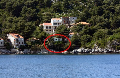 Sobra Apartment | Two bedroom apartment with balcony and sea view Sobra, Mljet (A-4936-b)