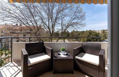 Porec Apartment | Two-bedroom Apartment Dinora in Porec