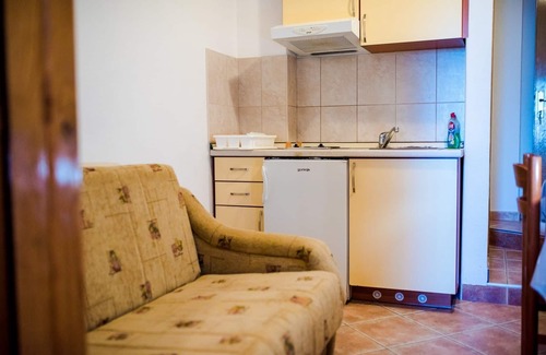 Drasnice Apartment | Two bedroom apartment near beach Drašnice, Makarska (A-20243-a)