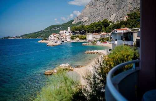 Drasnice Apartment | Two bedroom apartment near beach Drašnice, Makarska (A-20243-g)