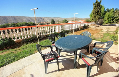 Vlasici Apartment | Two bedroom apartment with terrace and sea view Vlašići, Pag (A-9324-a)