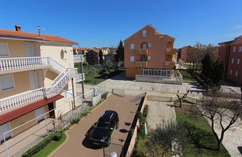 Privlaka Apartment | Two bedroom apartment near beach Privlaka, Zadar (A-22380-a)