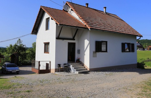 Ostarski Stanovi Apartment | Two bedroom apartment with terrace Oštarski Stanovi, Plitvice (A-17475-a)