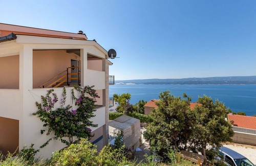 Stanici Apartment | Two bedroom apartment with terrace and sea view Stanići, Omiš (A-17894-a)
