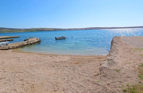 Kustici Apartment | Two bedroom apartment near beach Kustići, Pag (A-4086-d)