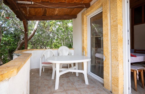 Vidalici Apartment | Two bedroom apartment near beach Vidalići, Pag (A-6519-a)