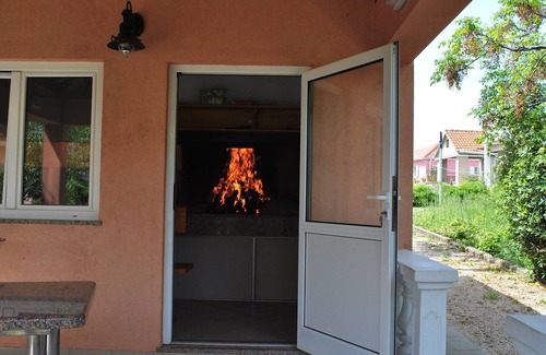 Batalaza Apartment | Two bedroom apartment near beach Ugljan (A-829-b)