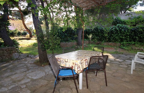 Cove Basina (Jelsa) Apartment | Two bedroom apartment near beach Mudri Dolac, Hvar (A-118-a)