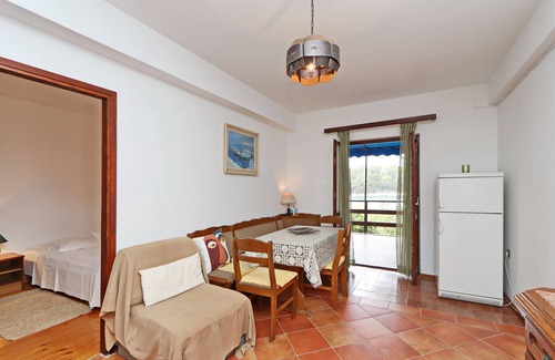 Prizba Apartment | Two bedroom apartment near beach Prižba, Korčula (A-4484-a)