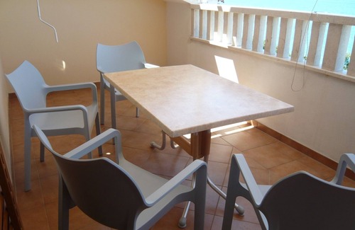 Mandre Apartment | Two bedroom apartment near beach Mandre, Pag (A-6518-d)