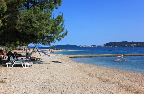 Cove Tri Zala (Zrnovo) Apartment | Two bedroom apartment with terrace and sea view Viganj, Pelješac (A-13241-a)