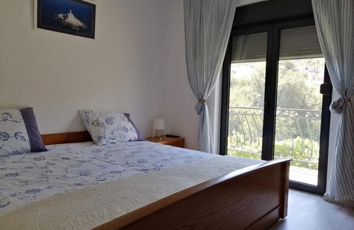 Marina Apartment | Two bedroom apartment with balcony Marina, Trogir (A-18868-a)