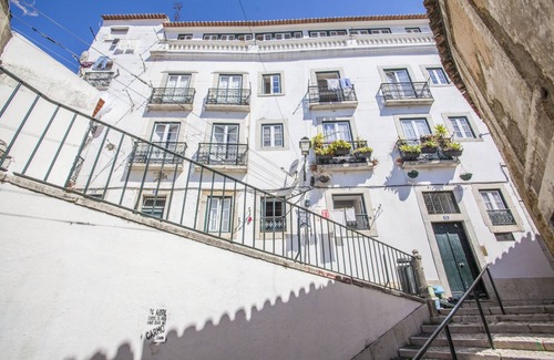 Santo Estevao Apartment | Two-bedroom apartment with amazing views in the heart of historical Lisbon