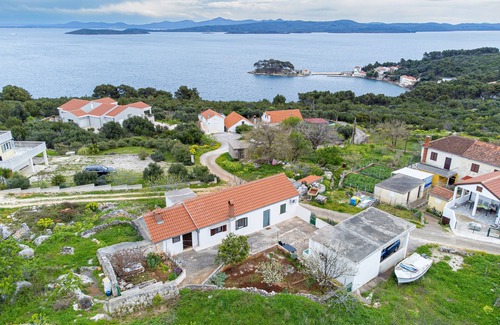 Savar Apartment | Two bedroom apartment with air-conditioning Savar, Dugi otok (A-12762-a)